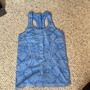 Lululemon swiftly tank snake